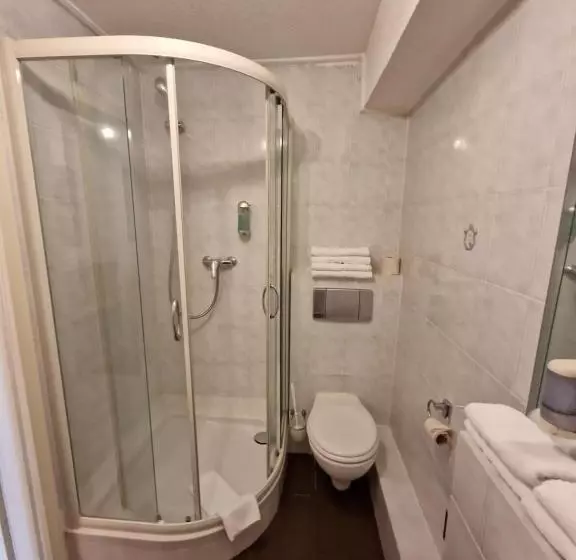 هتل Haus Bremen Garni