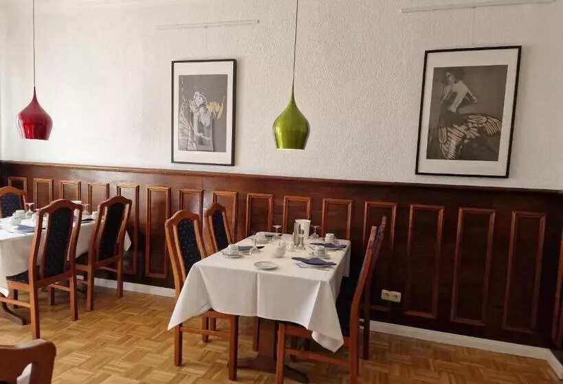 هتل Haus Bremen Garni