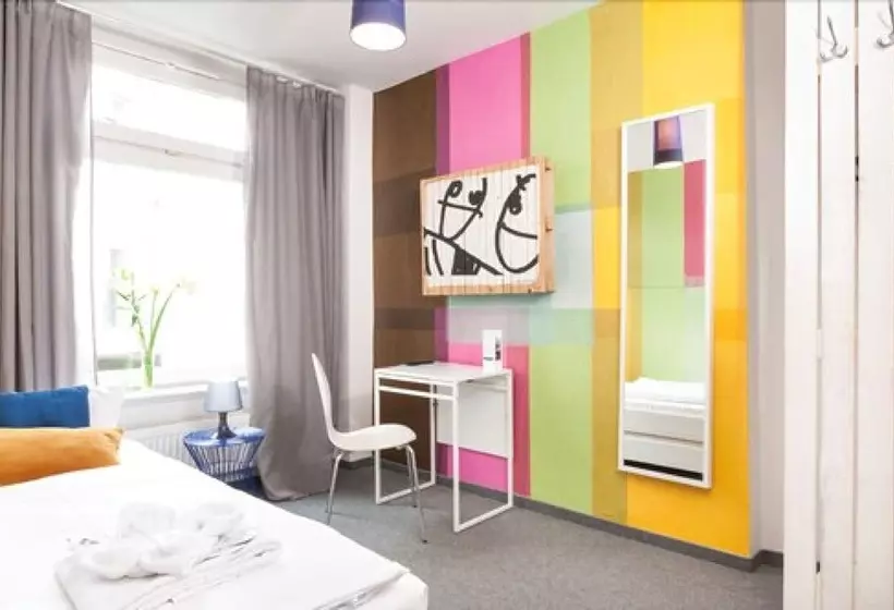 Pyjama Park St Pauli Hotel Und Hostel