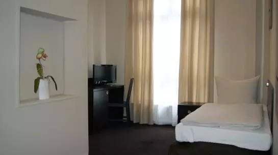 Saks Hotel Pension