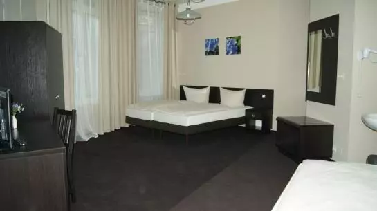 Saks Hotel Pension