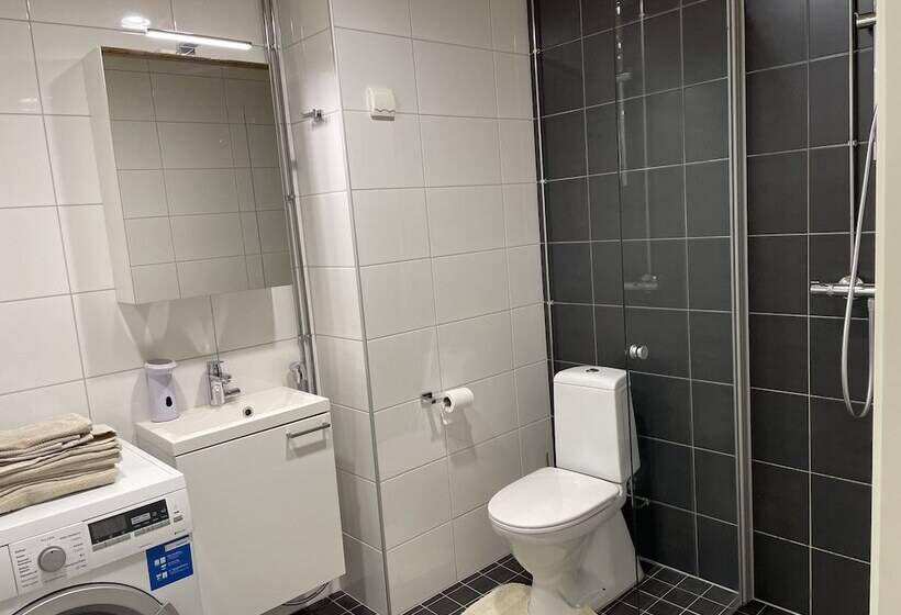 Immaculate 1 Bed Apartment In Tampere