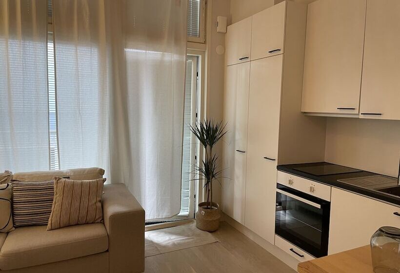Immaculate 1 Bed Apartment In Tampere