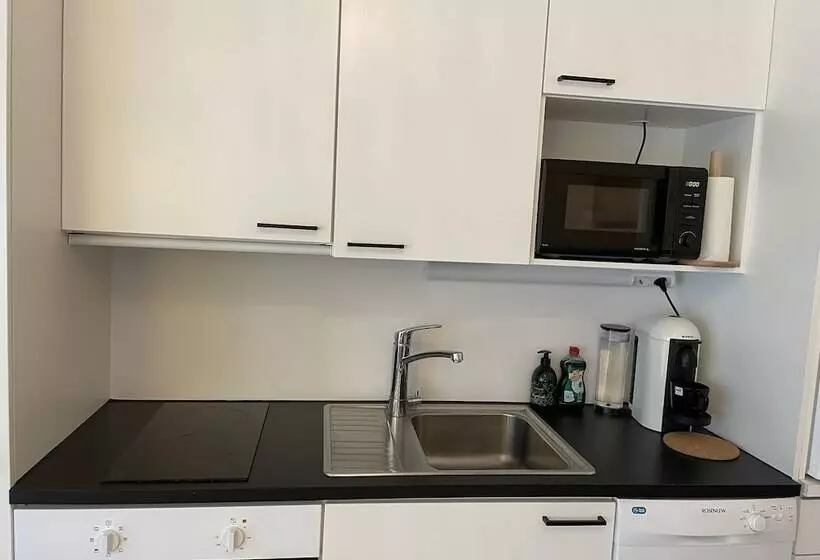 Immaculate 1 Bed Apartment In Tampere