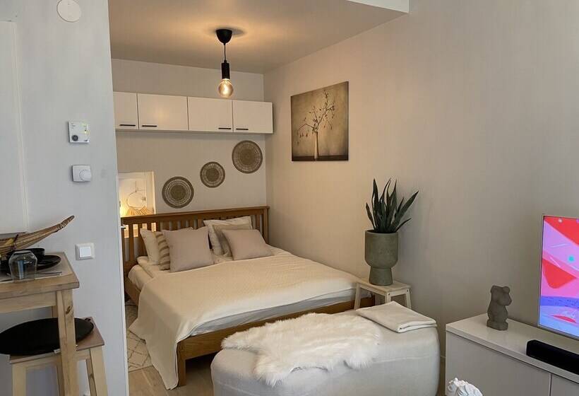 Immaculate 1 Bed Apartment In Tampere