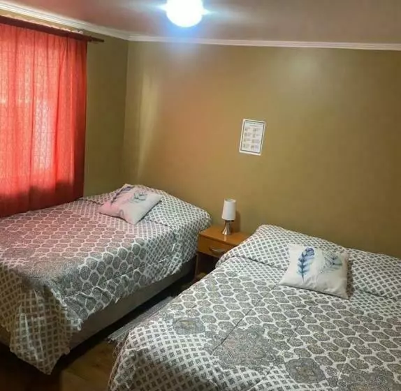 پانسیون Hostal El Salitre