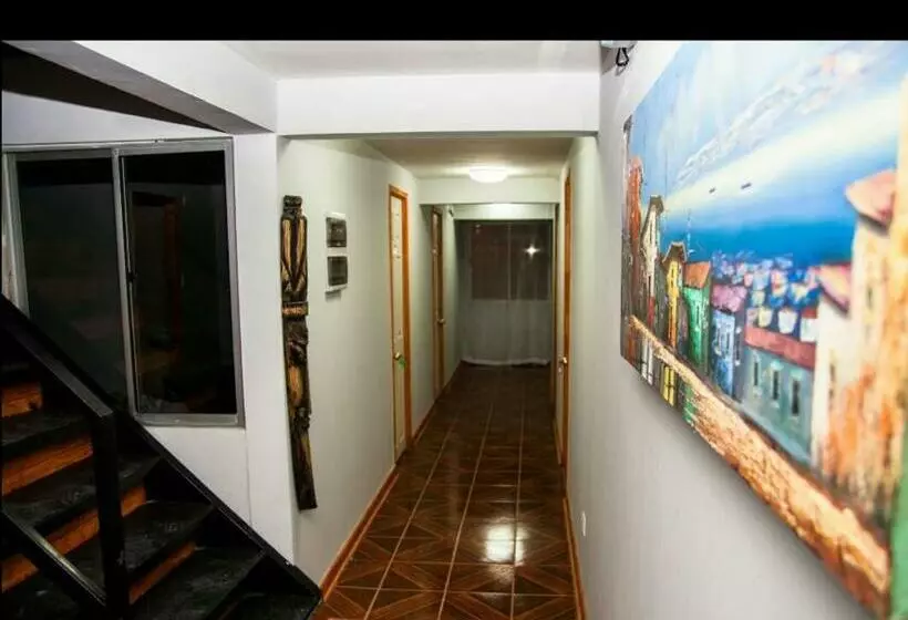 پانسیون Hostal El Salitre