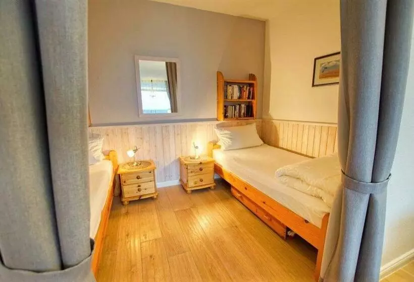 Ferienwohnung G 7 8 0g0708