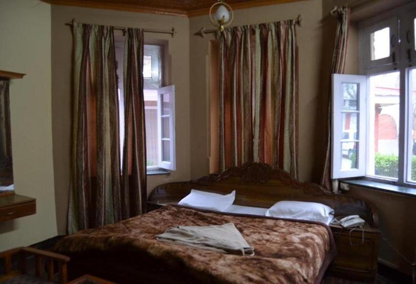 Hotelli Zippino Lal Chowk