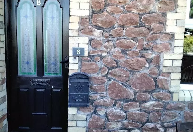 Cosy, Spacious 2 Bed Cottage In Watchet, Somerset
