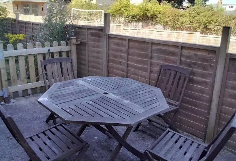 Cosy, Spacious 2 Bed Cottage In Watchet, Somerset