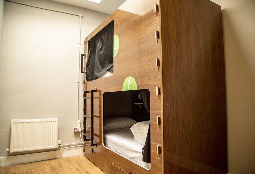 Leevin Hostel Mountjoy