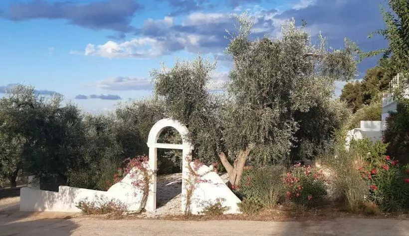 استراحتگاه Hmo Glamping & Suites In Vignanotica