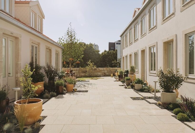 Village Aparthotel By Boa