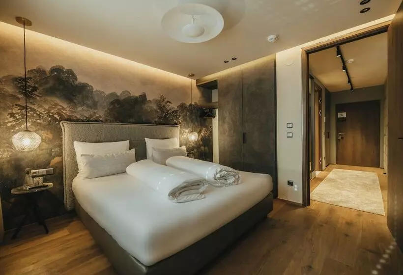 Black Eagle Luxury Appartements