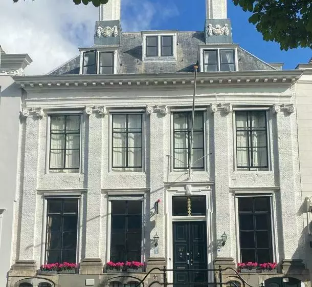 ホテル Logies Aan De Dam