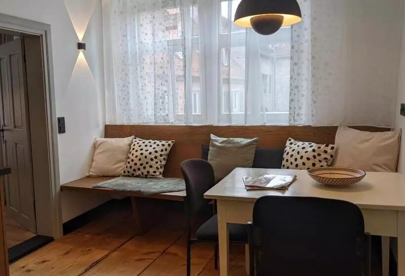 Hotelli Weingut Bernard