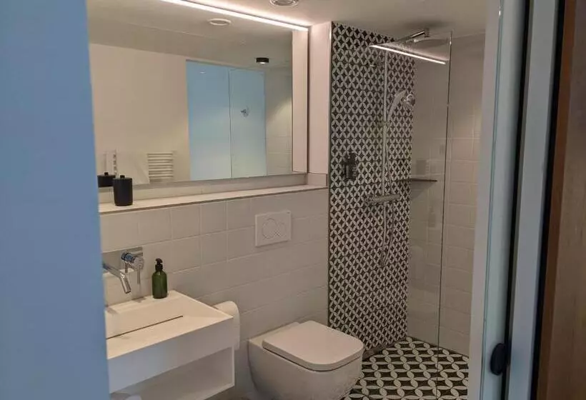 Hotelli Weingut Bernard