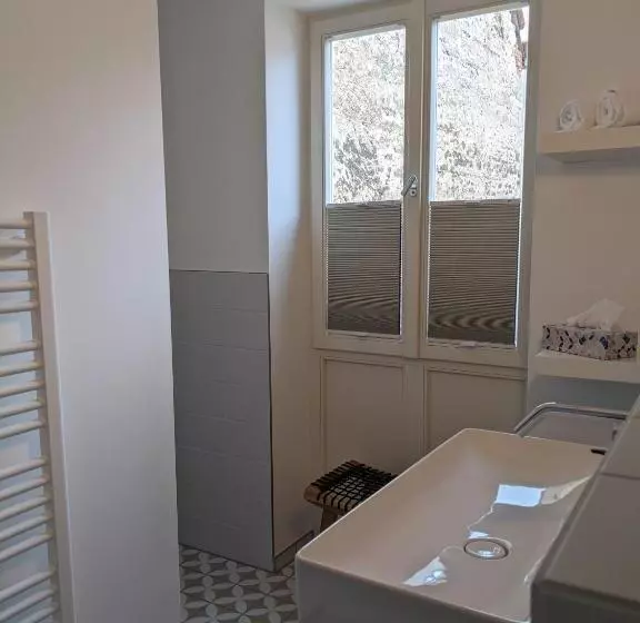 Hotelli Weingut Bernard