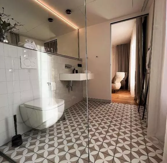 Hotelli Weingut Bernard