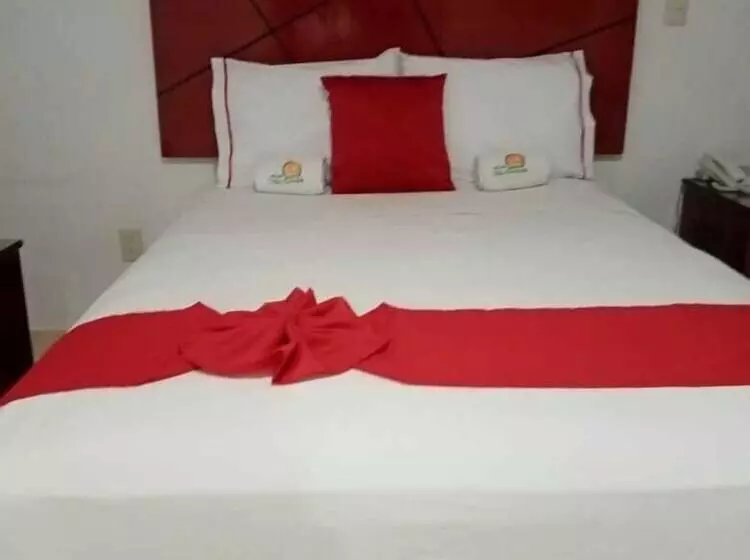 Hotelli Villa Esmeralda