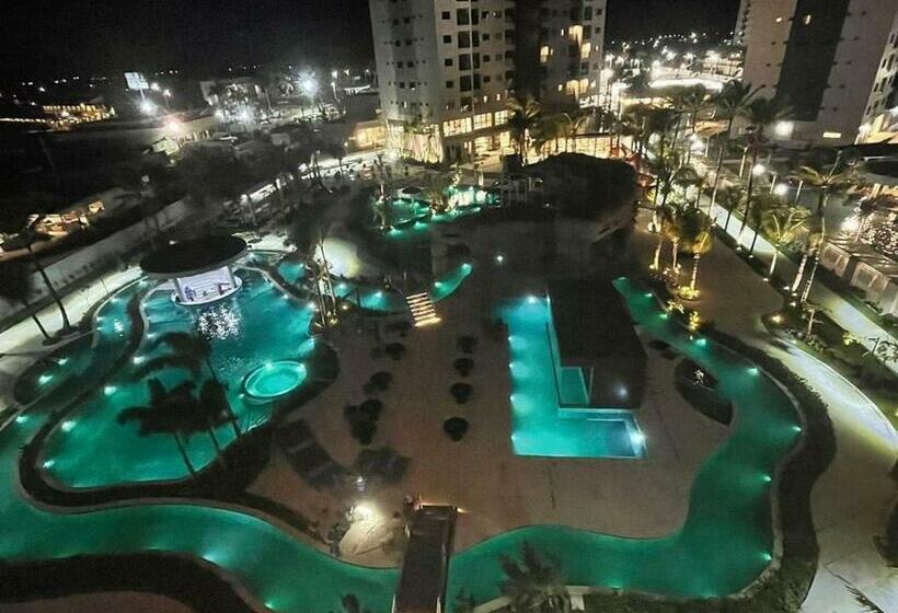 Salinas Premium Resort