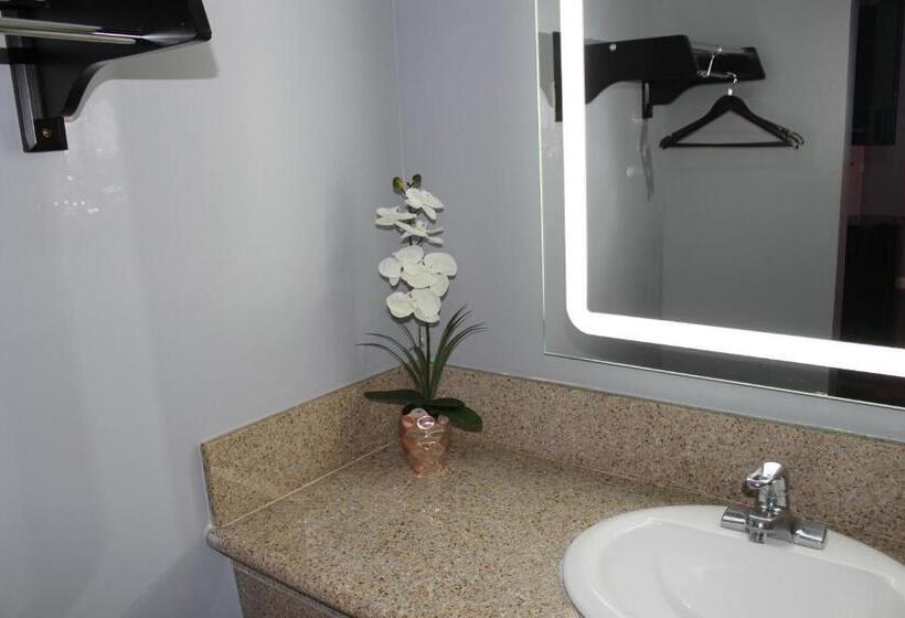 호텔 Erth Inn By Aga Maywood