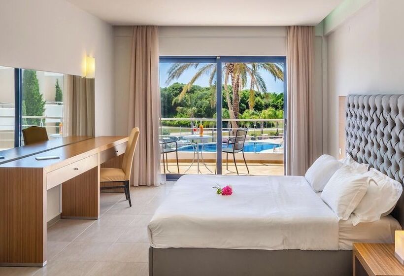 فندق Ionian Theoxenia