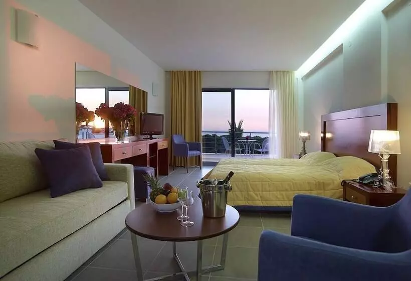 ホテル Ionian Theoxenia