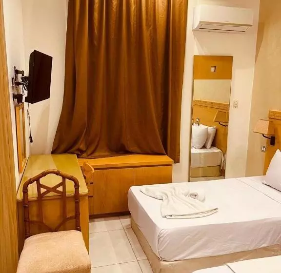 هتل Pharoah S Palace