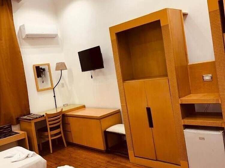 هتل Pharoah S Palace