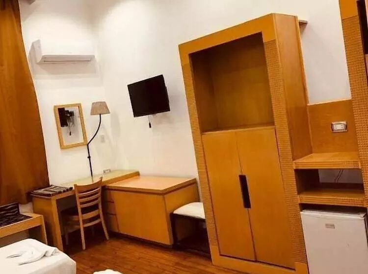 هتل Pharoah S Palace