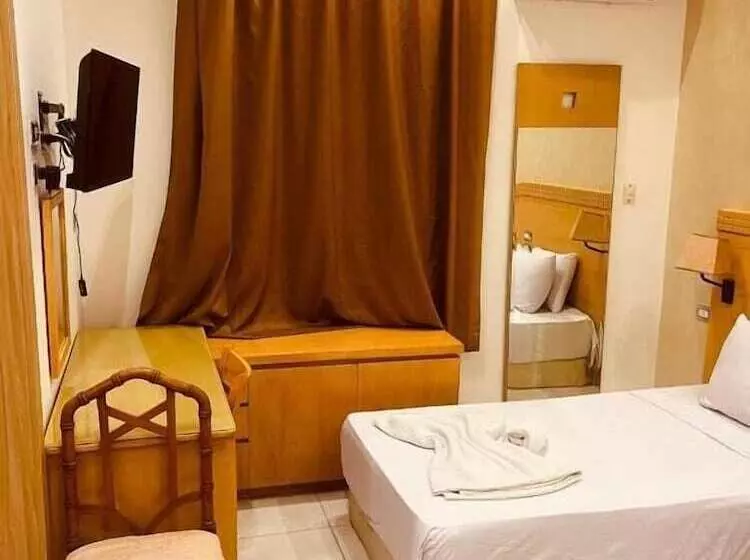 هتل Pharoah S Palace