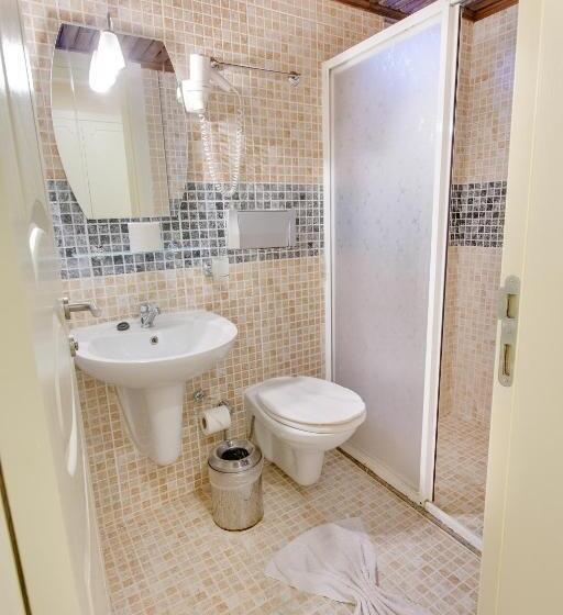 The Pinehill Hotel & Suites