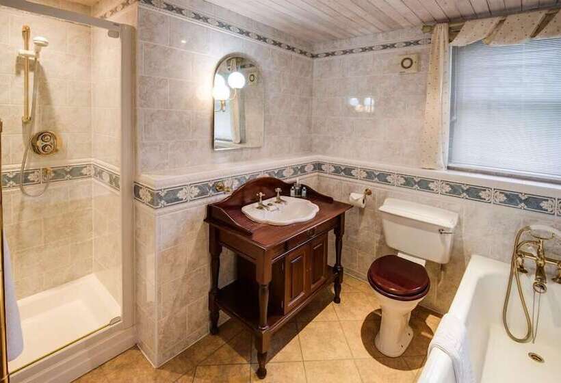 בית מלון כפרי The Wheatsheaf At Swinton