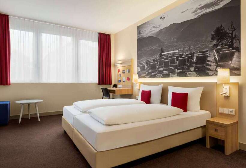 בית מלון כפרי Vienna House Easy By Wyndham  München