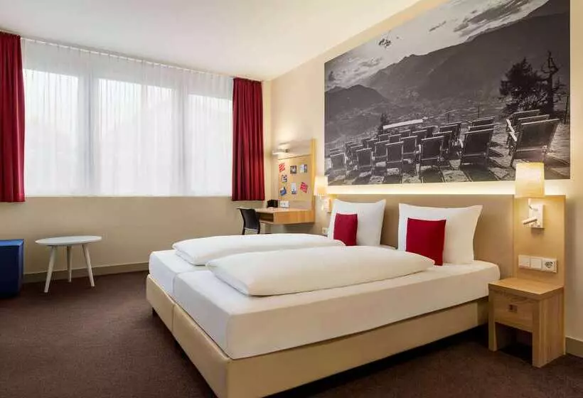 בית מלון כפרי Vienna House Easy By Wyndham München