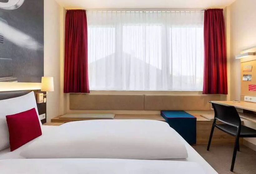 בית מלון כפרי Vienna House Easy By Wyndham München