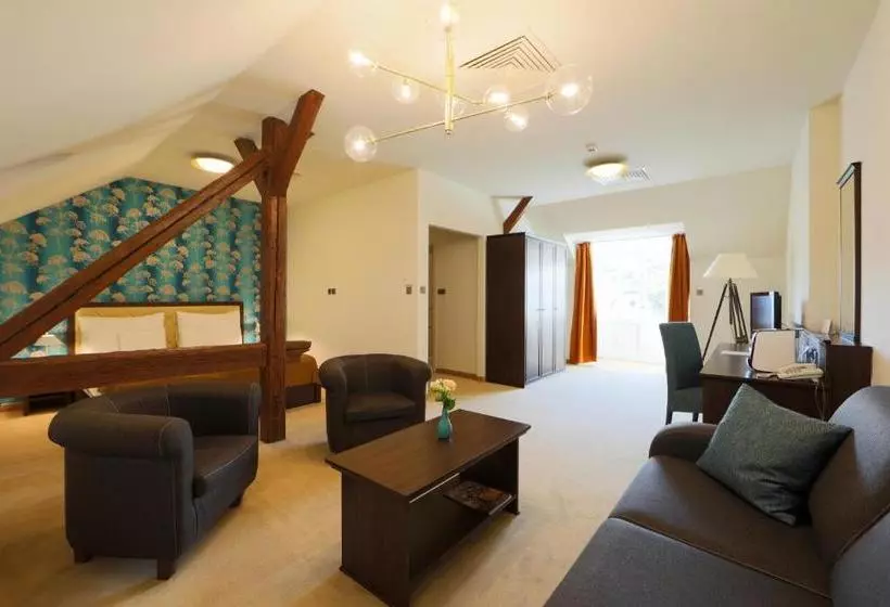 إقامة Ipoly  Boutique Rooms & Suites