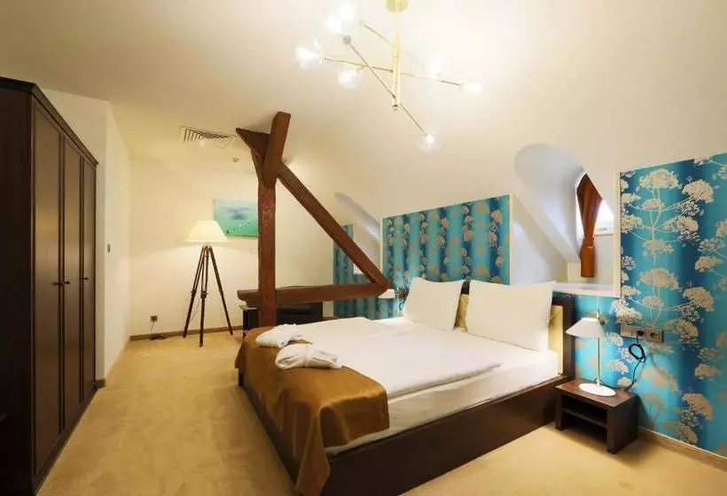 إقامة Ipoly  Boutique Rooms & Suites