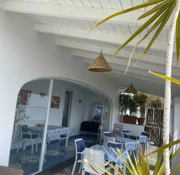 Aamiaismajoitus (B&B) Relais Villa Ettore