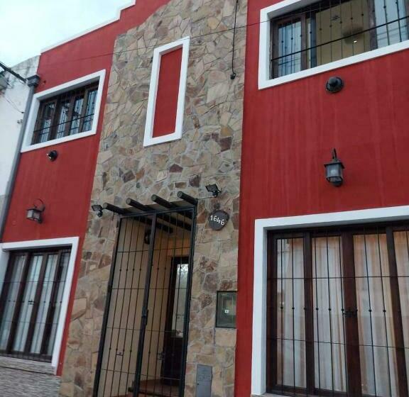 پانسیون Hostal Tierra Del Sol