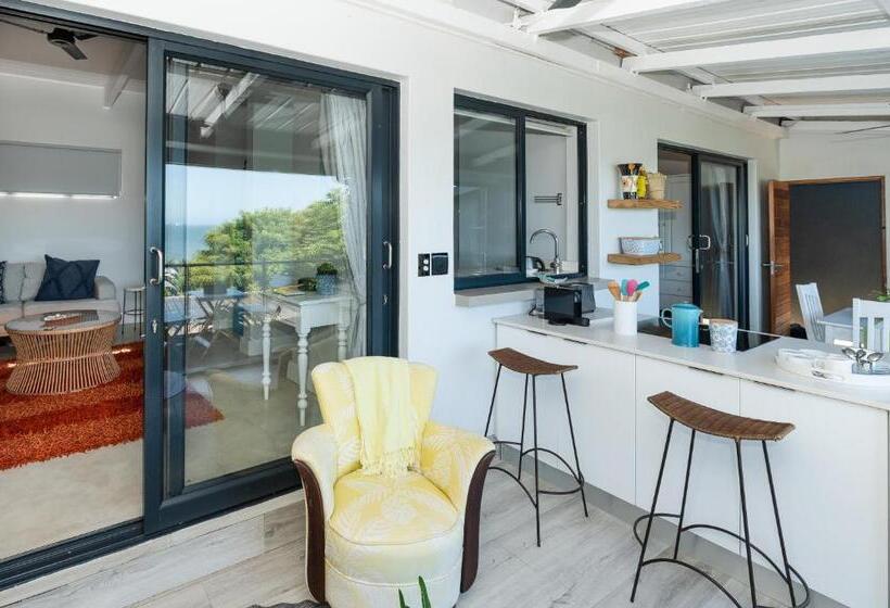 פנסיון The Beach Bungalow