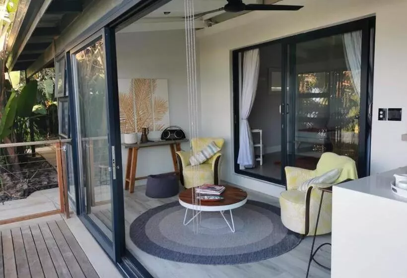 ペンション The Beach Bungalow