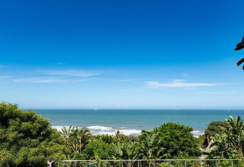 פנסיון The Beach Bungalow