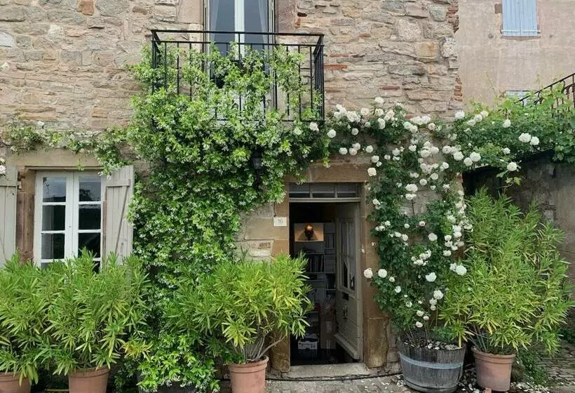 Aamiaismajoitus (B&B) Le Songe D Atys