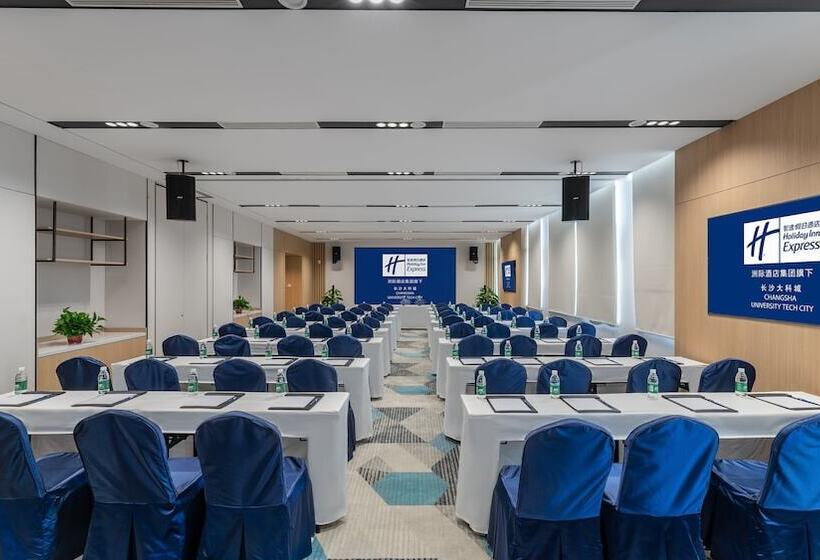 Hotel Holiday Inn Express Changsha University Tech City By Ihg