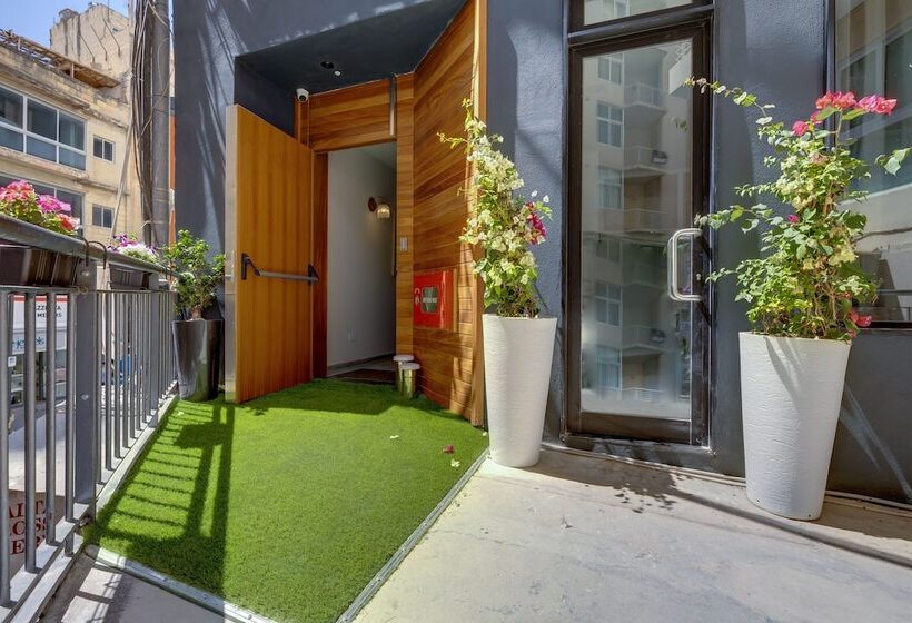 پانسیون Sliema Creek Suites