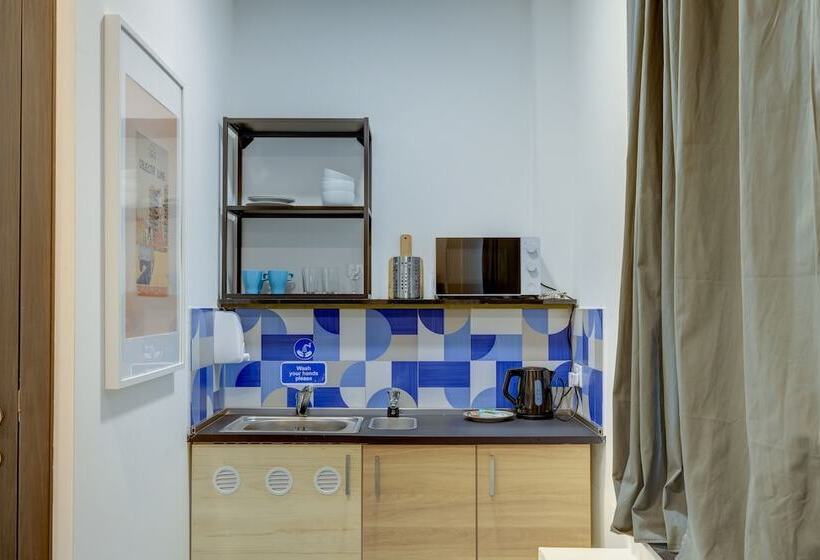 پانسیون Sliema Creek Suites