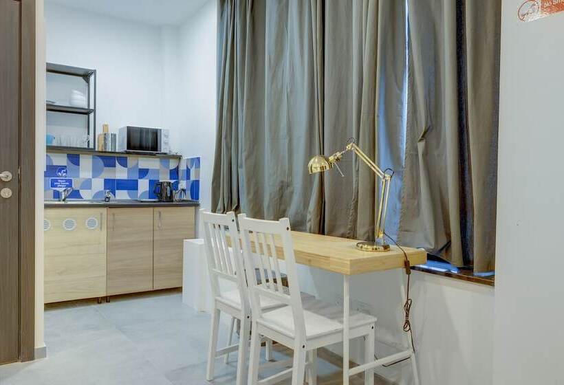 پانسیون Sliema Creek Suites